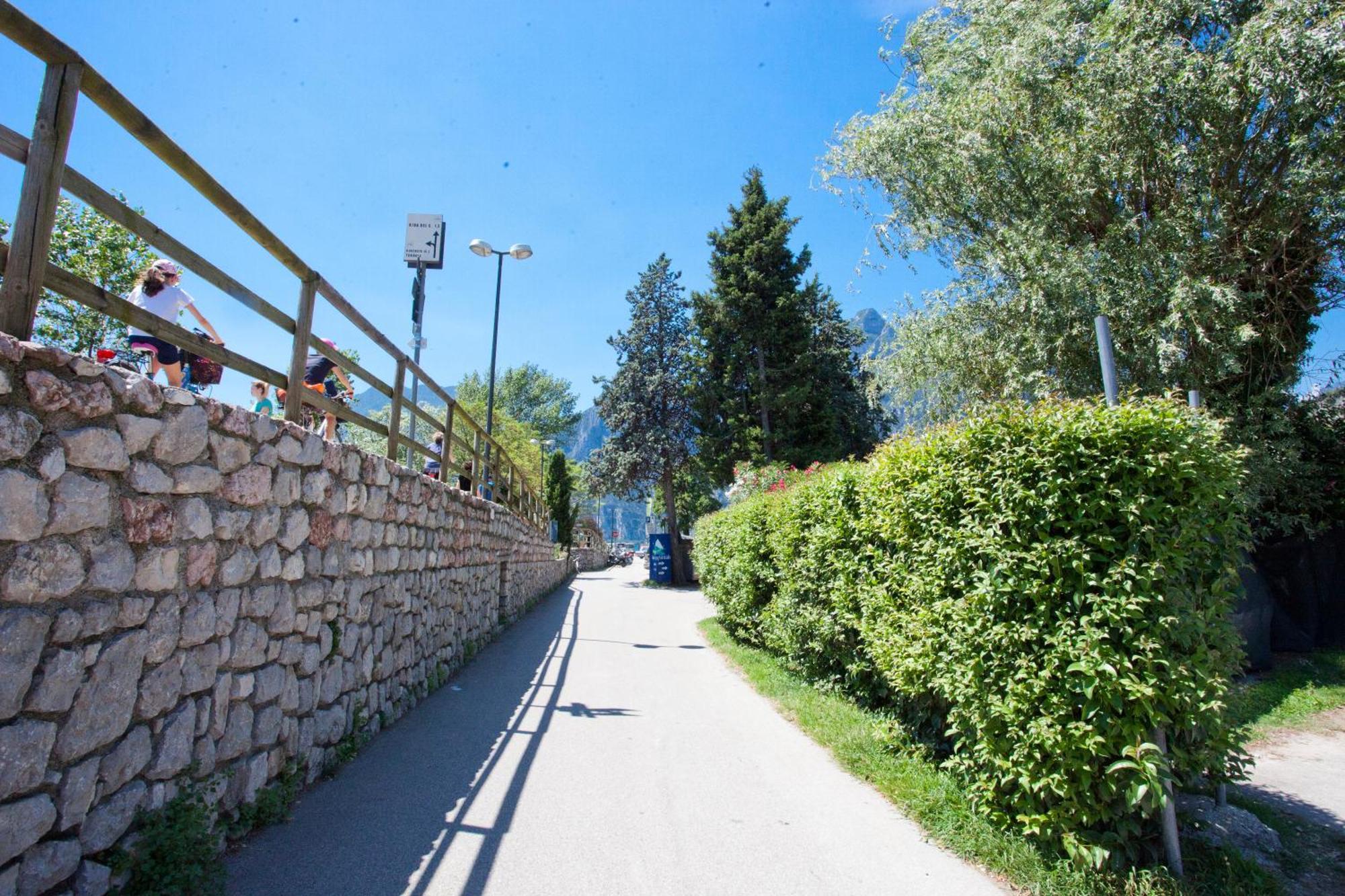 La Casa Di Lavinia Apartment Torbole Sul Garda Exterior photo